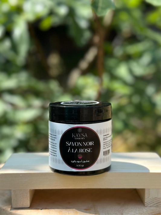 Savon noir à l’eau de rose